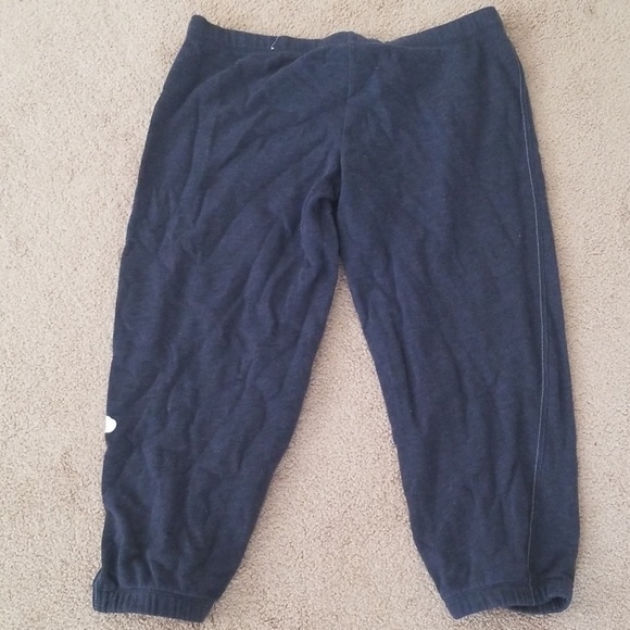 Capris - Picture 2 of 2